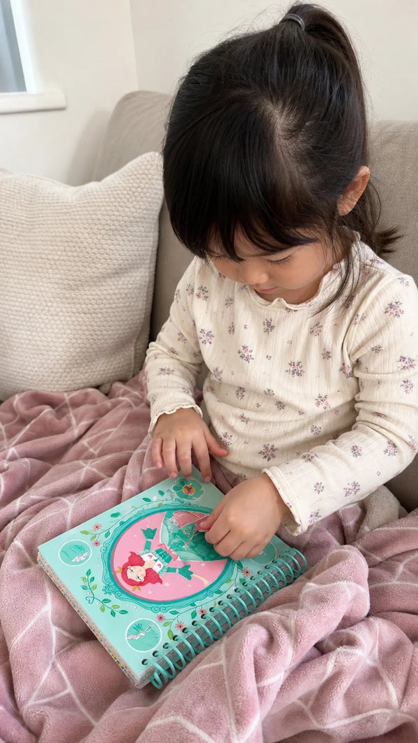 Atelier de Moda Criativae - Cuaderno para Vestir Muñecas