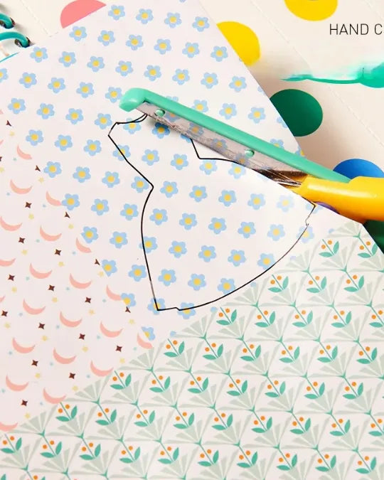 Atelier de Moda Criativae - Cuaderno para Vestir Muñecas