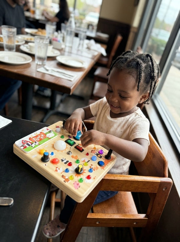 Busy Kids Criativae - Panel Sensorial Montessori con Luces