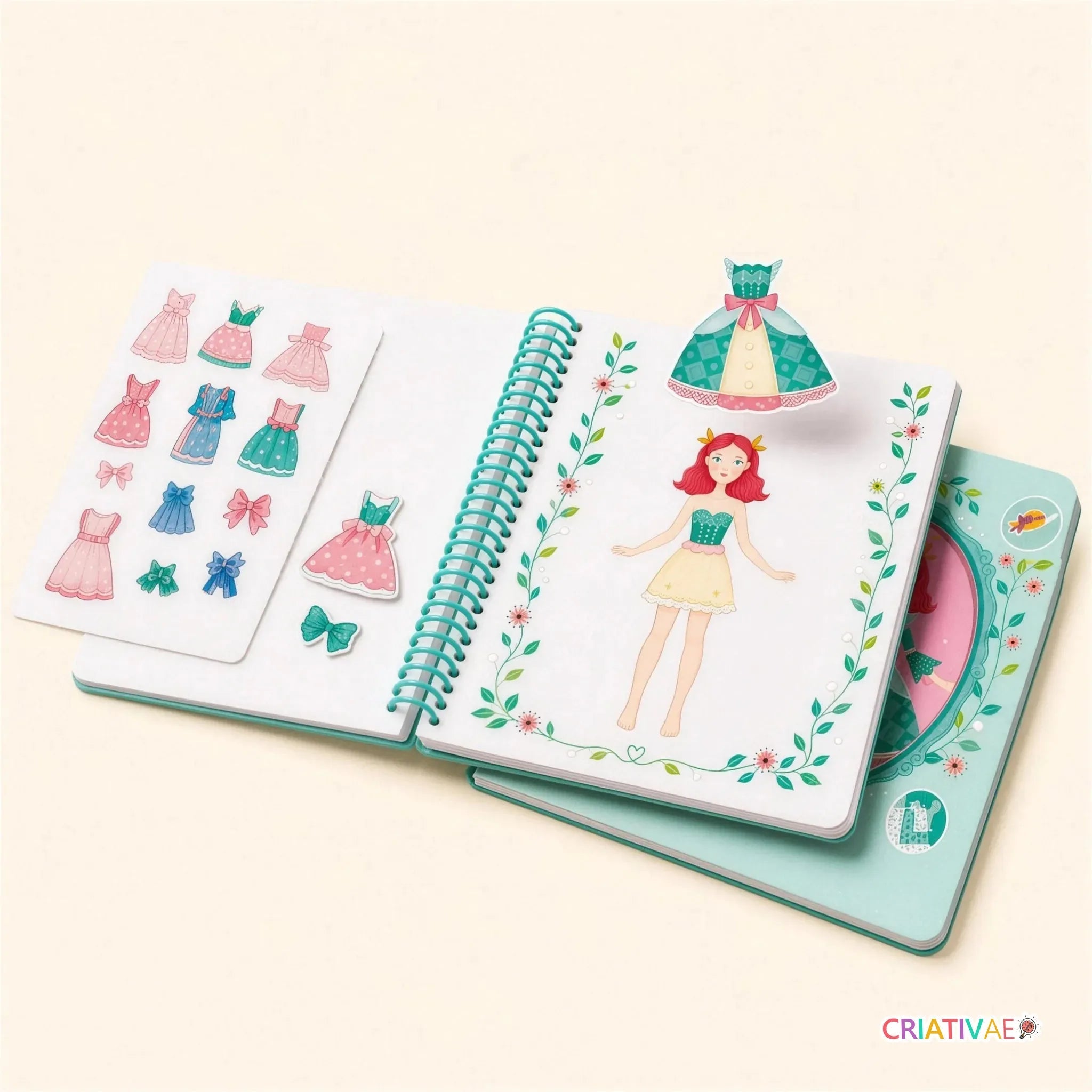 Atelier de Moda Criativae, Cuaderno para Vestir Muñecas