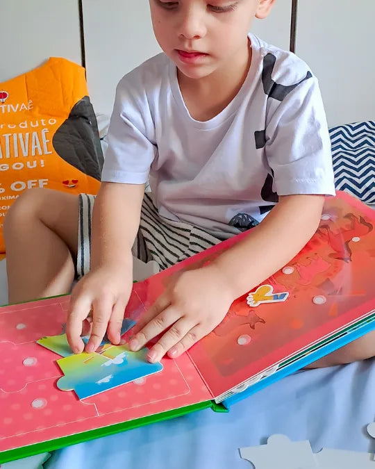 QuietBook Criativae - Libro Montessori de Actividades con Velcro